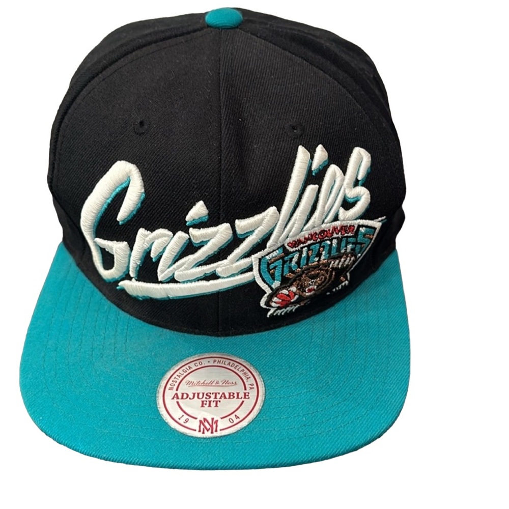 Vancouver Grizzlies Embroidered NBA Basketball Cap Mitchell & Ness SnapBack Wool